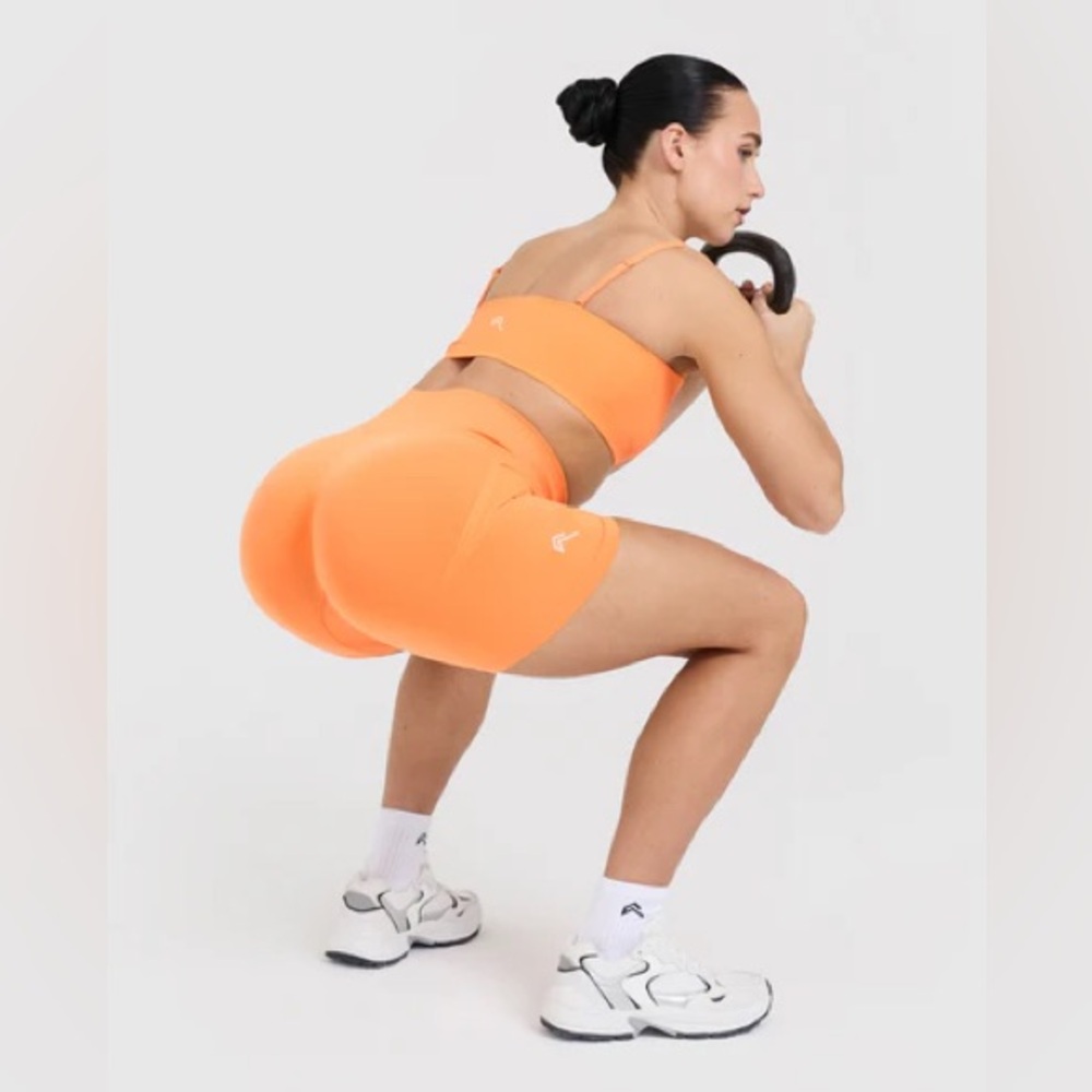 ONER ACTIVE EFFORTLESS APRICOT ORANGE SHORTS SIZE M - Picture 4 of 6